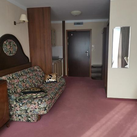 Apartamenty Rodzinne Przy Plazy Kolberg Zimmer foto